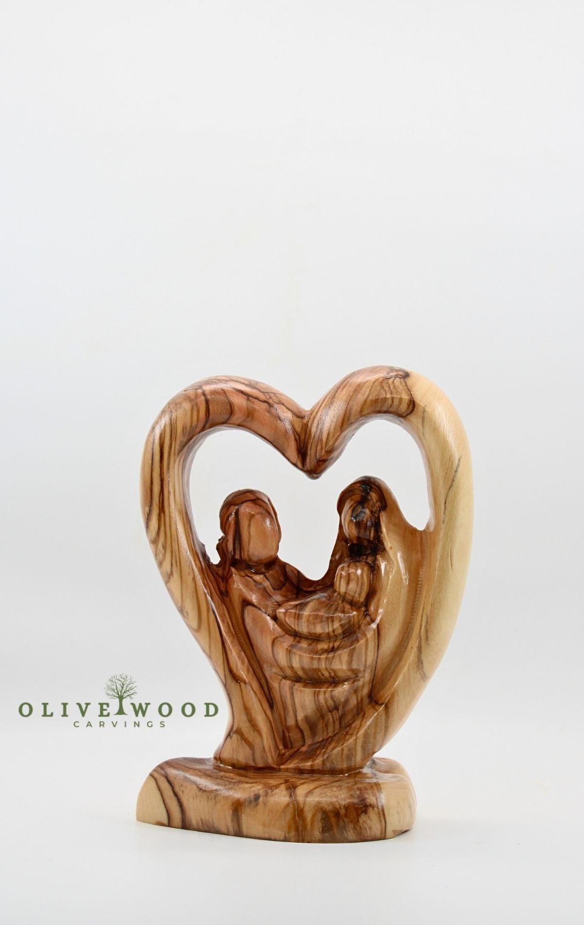 Holy Family in Heart – Olive Wood Carving